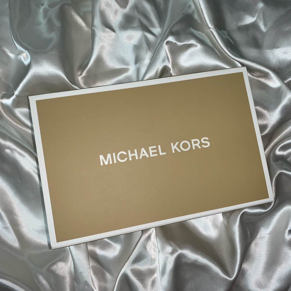 Michael Kors Box